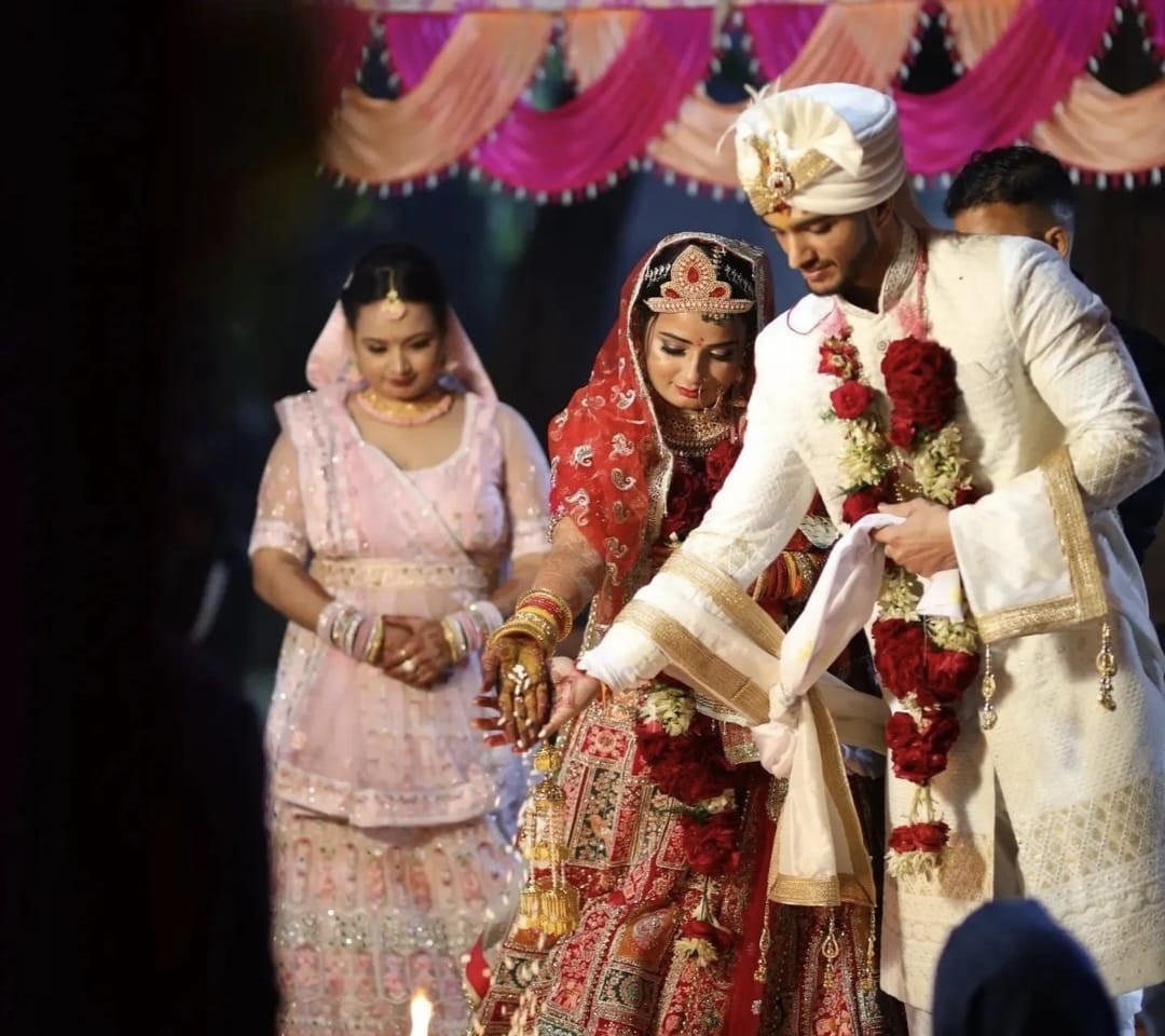 My name is Vijay &  meri shadi 16 march ko Bhawanatri  ji ke sath hui hai or ham dono ki Shadi perfect jeevansathii company ne karwai hai main jeevansathii company Thankyou