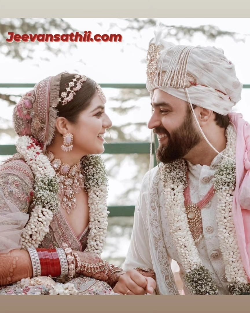 "S Smile is soo Infectious' we're Lovinf=g Every Frame Of This Album